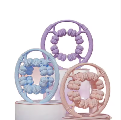 🔥 Volledig omhulde en geüpgrade 32-wiel ring massage roller die de benen klemt om de meridianen te openen, de beenspieren te ontspannen en te stretchen.